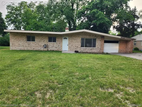 27391 Spring Arbor Dr, Southfield, MI 48076