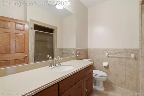 Bath - 3450 Grey Tower Rd, Jackson, MI 49201 photo 3 of 5