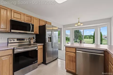 Kitchen - 8249 Clocktower Ct, Romulus, MI 48174 photo 3 of 4