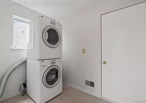 Other - 8249 Clocktower Ct, Romulus, MI 48174 photo 4 of 12