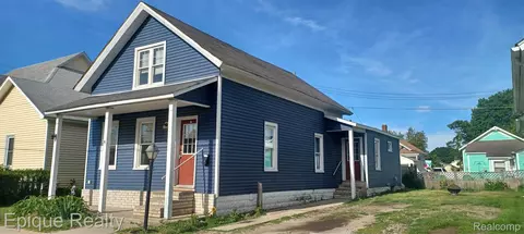 1708 8th St, Port Huron, MI 48060