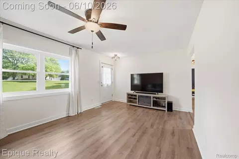 Living - 12272 E Mount Morris Rd, Richfield, MI 48423 photo 2 of 3