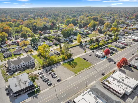 30759 Ford, Garden City, MI 48135