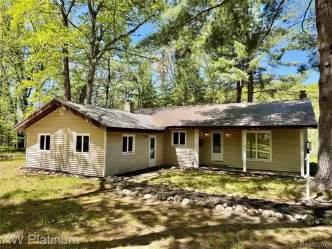 7050 Valley Ln, Briley, MI 49709