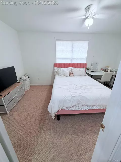 Bedroom - 38798 Covington Dr, Wayne, MI 48184 photo 14 of 15