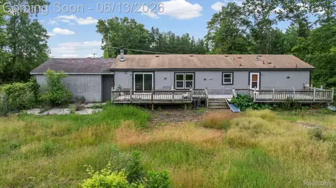 51105 Arkona Rd, Sumpter, MI 48111