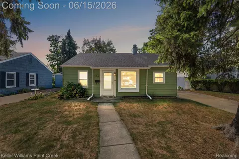 608 E Windemere Ave, Royal Oak, MI 48073