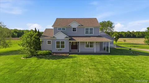 7868 Big Hand Rd, Columbus, MI 48063