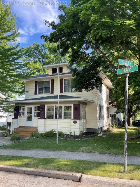 515 Jay St, St. Clair, MI 48079
