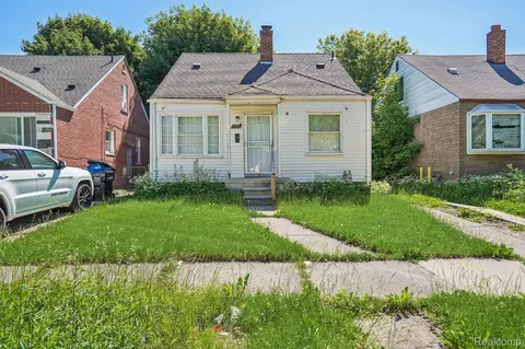 6526 Heyden St, Detroit, MI 48228