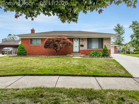 29720 Merrick Ave, Warren, MI 48092