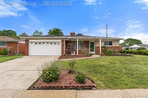 28987 James Dr, Warren, MI 48092