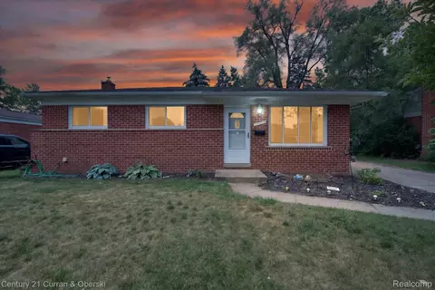 35669 Hees St, Livonia, MI 48150