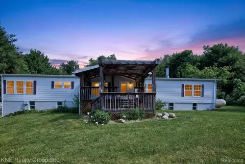 4884 Piersonville Rd, Marathon, MI 48421