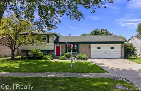 1218 Barchester St, Westland, MI 48186