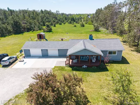 59 Mccoy Rd, Bagley, MI 49735
