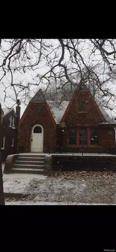 8229 Carlin St, Detroit, MI 48228