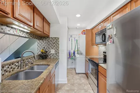 Other - 3192 Beechtree Ct, Orion, MI 48360 photo 8 of 10