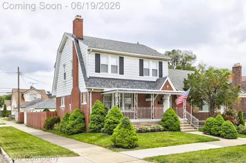 6464 Coleman St, Dearborn, MI 48126