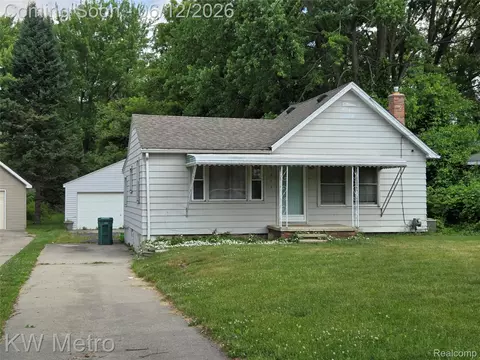 3213 Henrydale St, Auburn Hills, MI 48326