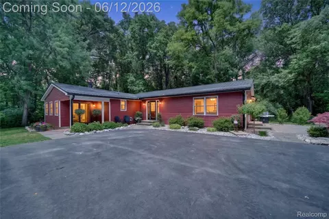 13635 Unadilla Rd, Unadilla, MI 48137