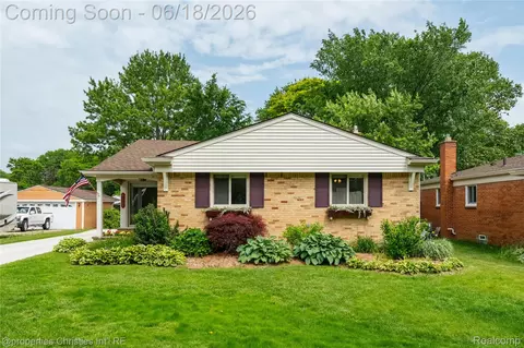 4228 Rosewold Ave, Royal Oak, MI 48073