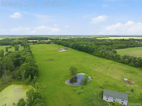 12229 Baldwin Rd, Gaines, MI 48436 photo 3