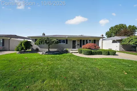 29719 Flanders Ave, Warren, MI 48088