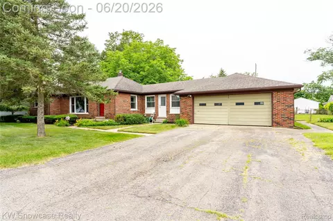 19175 Shadyside St, Livonia, MI 48152