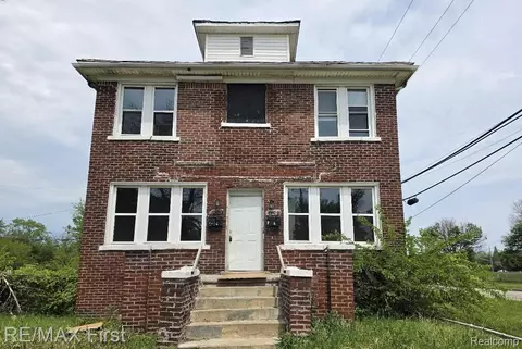 6400 Seminole St, Detroit, MI 48213