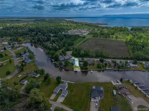 View/Area - 1656 S Riverside Dr, Au Gres, MI 48703 photo 4 of 21