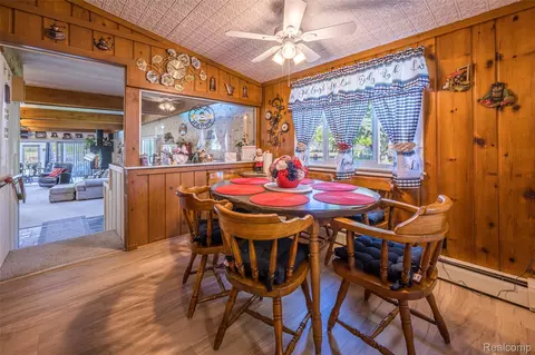 Dining - 1656 S Riverside Dr, Au Gres, MI 48703 photo 1 of 3