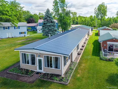 View/Area - 1656 S Riverside Dr, Au Gres, MI 48703 photo 1 of 21
