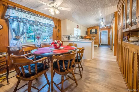 Dining - 1656 S Riverside Dr, Au Gres, MI 48703 photo 3 of 3
