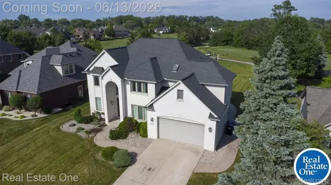 857 Saint James Park Ave, Monroe, MI 48161