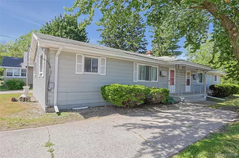 5258 Dixie Hwy, Saginaw, MI 48601