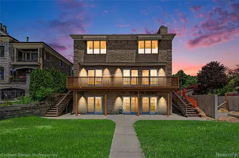 7351 Locklin, West Bloomfield, MI 48324