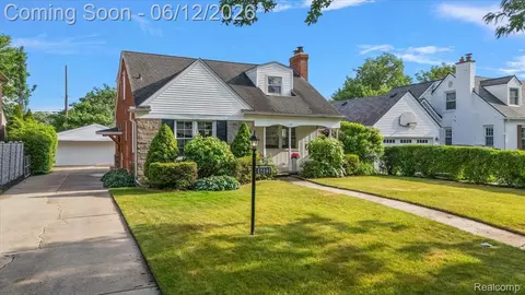 4403 Amherst Rd, Royal Oak, MI 48073