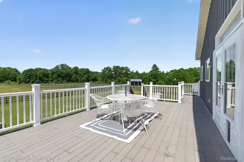 Exterior - 12700 Shaffer Rd, Springfield, MI 48350 photo 8 of 13