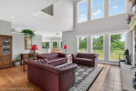 Living - 12700 Shaffer Rd, Springfield, MI 48350 photo 3 of 3