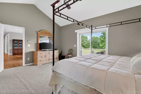 Bedroom - 12700 Shaffer Rd, Springfield, MI 48350 photo 2 of 9