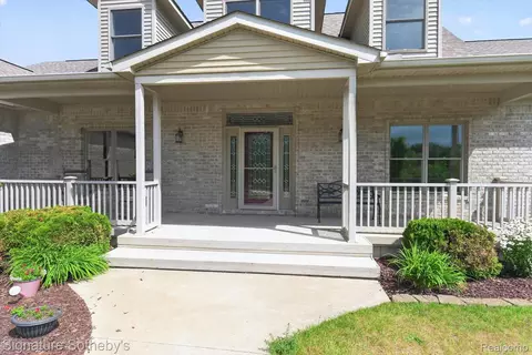 Exterior - 12700 Shaffer Rd, Springfield, MI 48350 photo 4 of 13