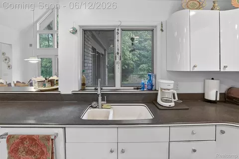 Kitchen - 2197 S State Rd, Davison, MI 48423 photo 6 of 6