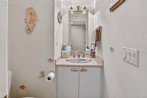 Bath - 2197 S State Rd, Davison, MI 48423 photo 1 of 6