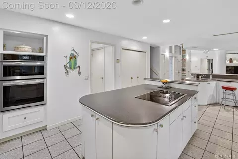 Kitchen - 2197 S State Rd, Davison, MI 48423 photo 5 of 6