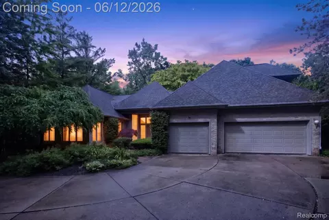 2197 S State Rd, Davison, MI 48423