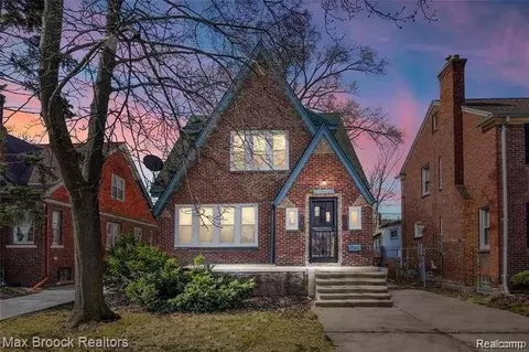 6127 Grayton St, Detroit, MI 48224