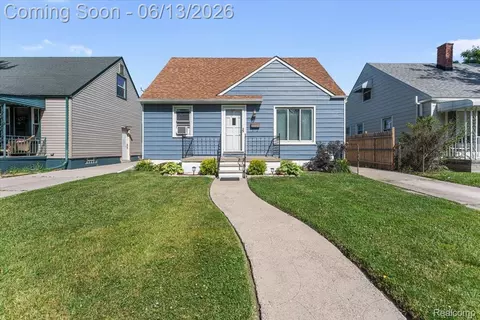2960 Bailey Ave, Lincoln Park, MI 48146