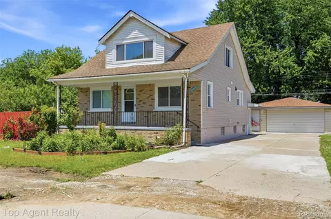20219 Nicke St, Clinton Township, MI 48035