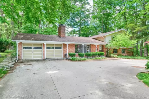 575 Bancroft St, Imlay City, MI 48444